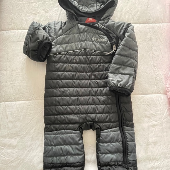 Girls Clothes and accessories. Age 6months to 2yr - Picture 9 of 11